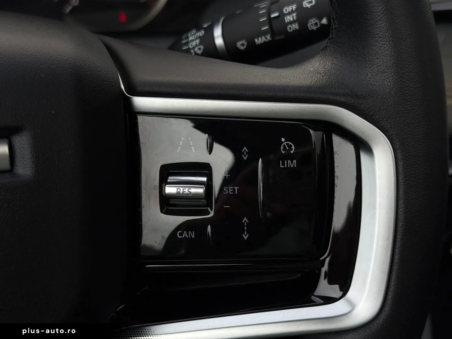 LAND ROVER Discovery Sport S AWD Aut ACC Navi LED Kamera