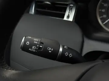 LAND ROVER Discovery Sport S AWD Aut ACC Navi LED Kamera