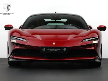 FERRARI SF90 Stradale