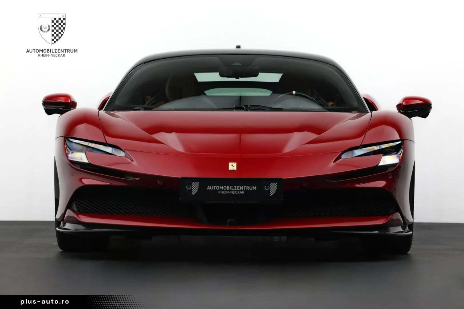 FERRARI SF90 Stradale