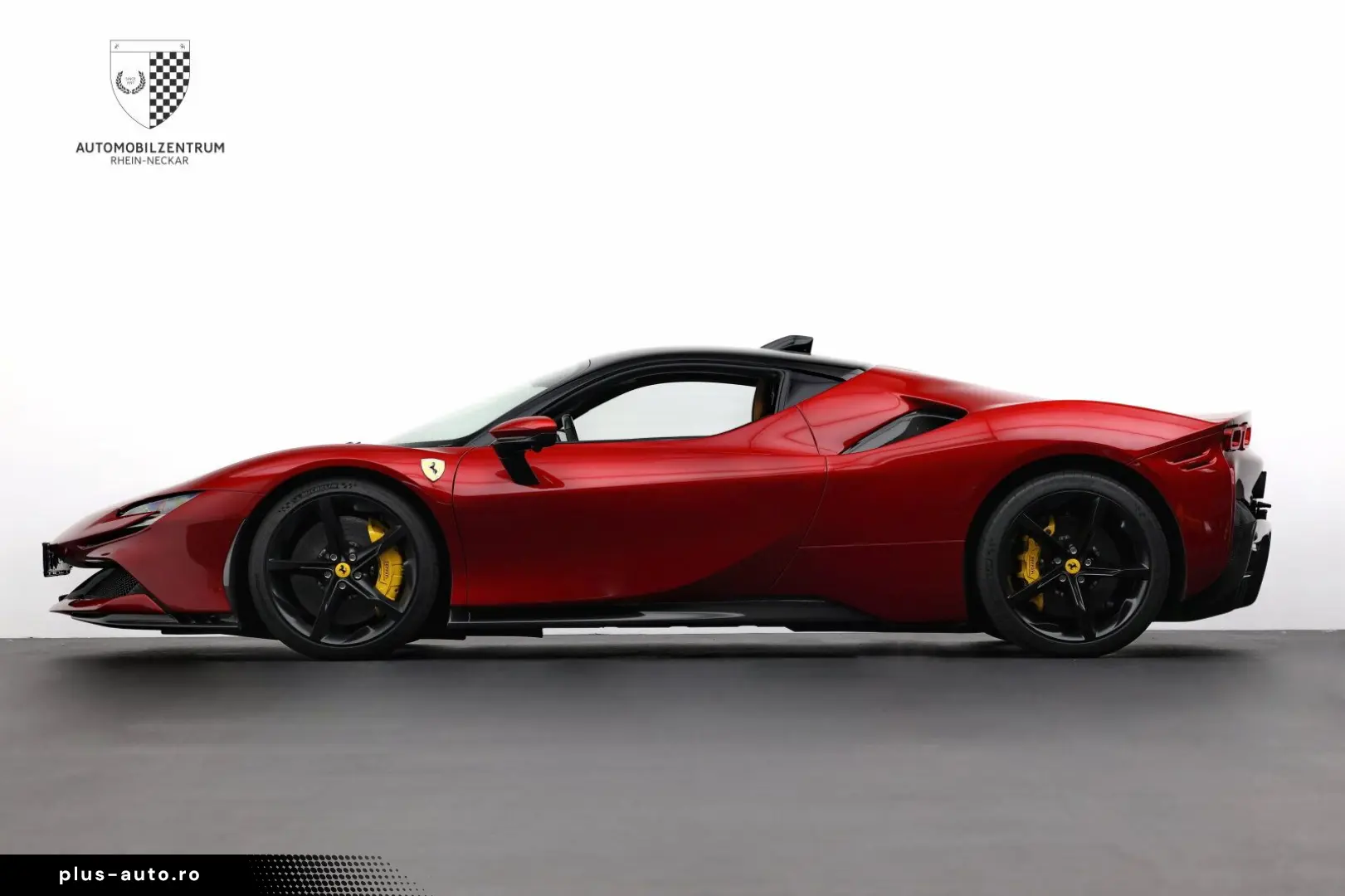 FERRARI SF90 Stradale