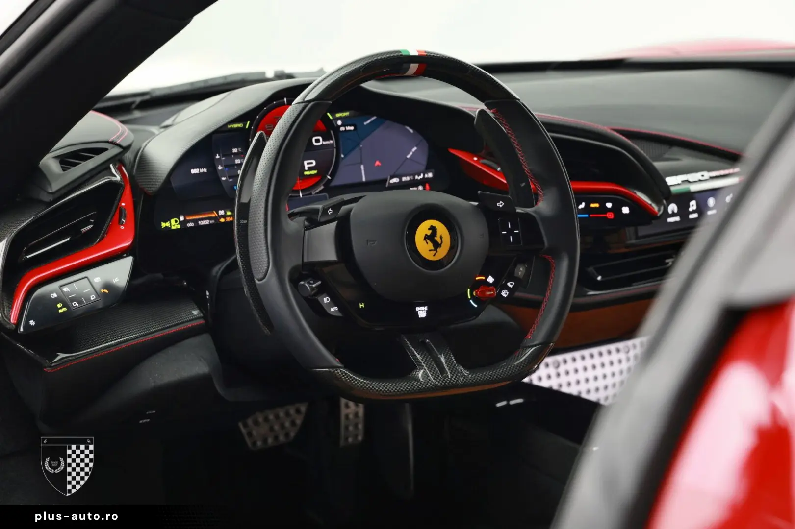 FERRARI SF90 Stradale