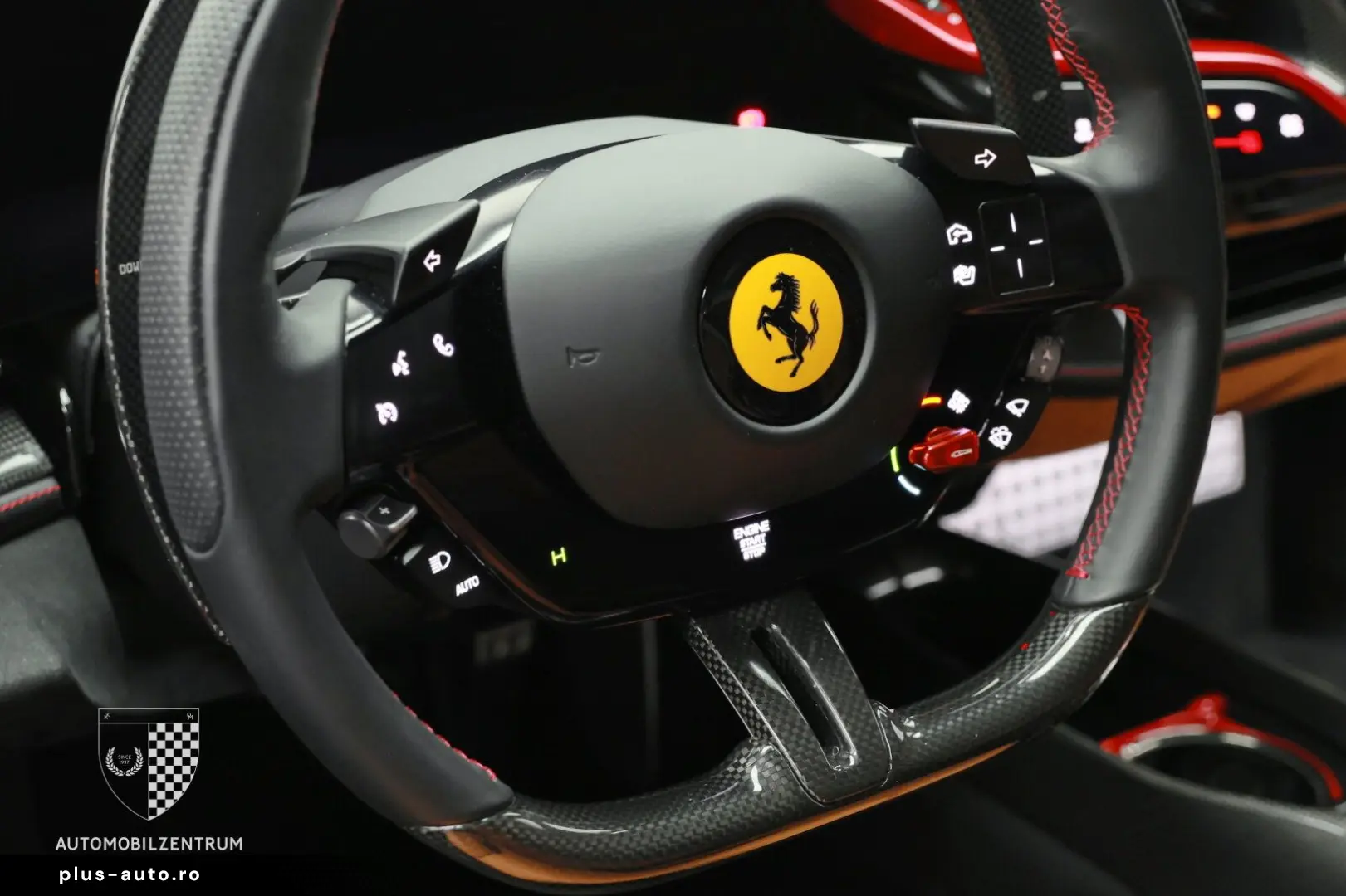 FERRARI SF90 Stradale