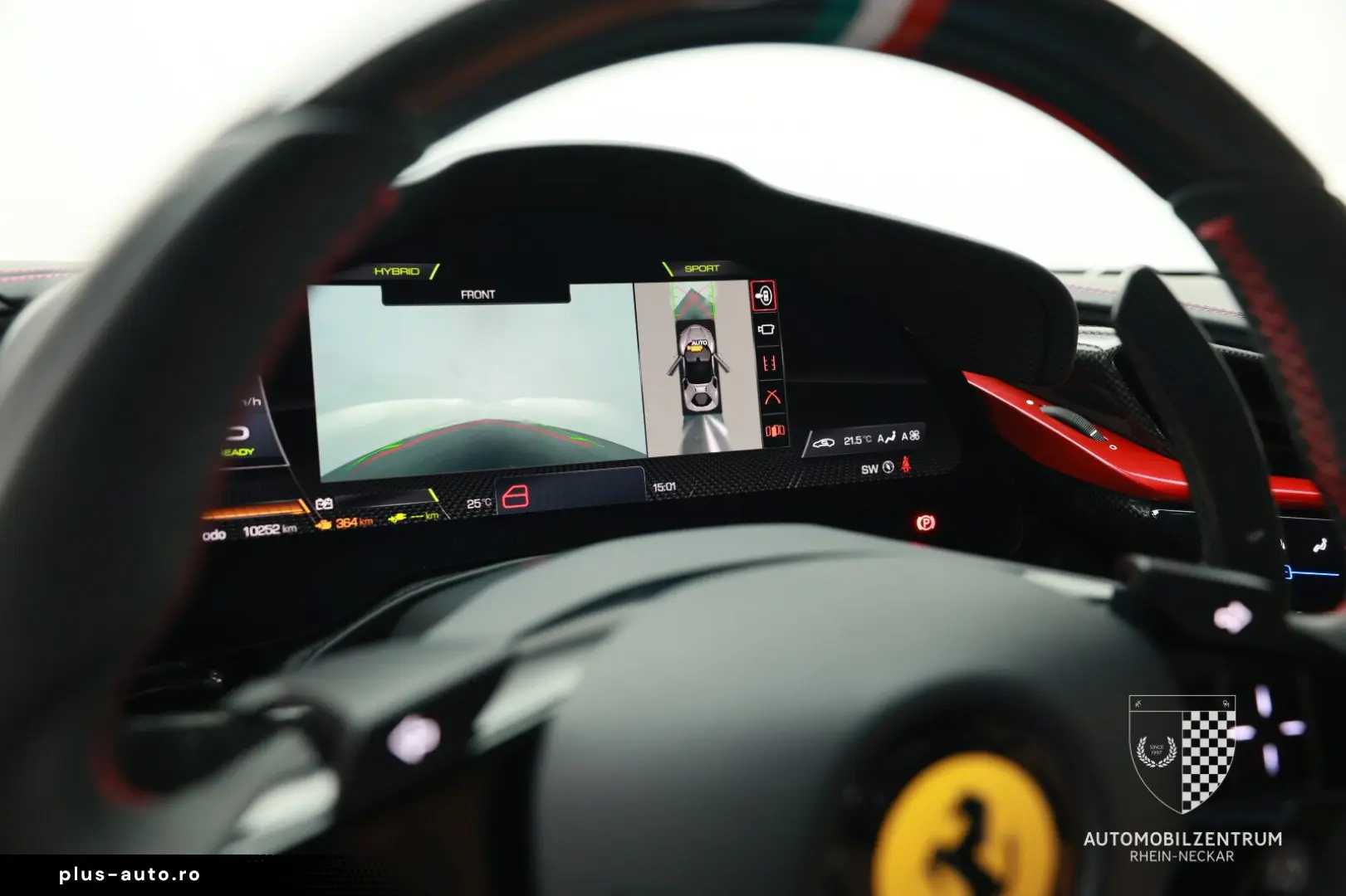 FERRARI SF90 Stradale