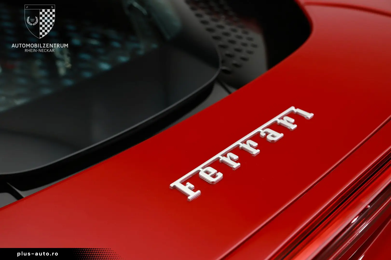 FERRARI SF90 Stradale