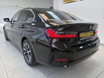 BMW SERIA 318 Luxury  2022