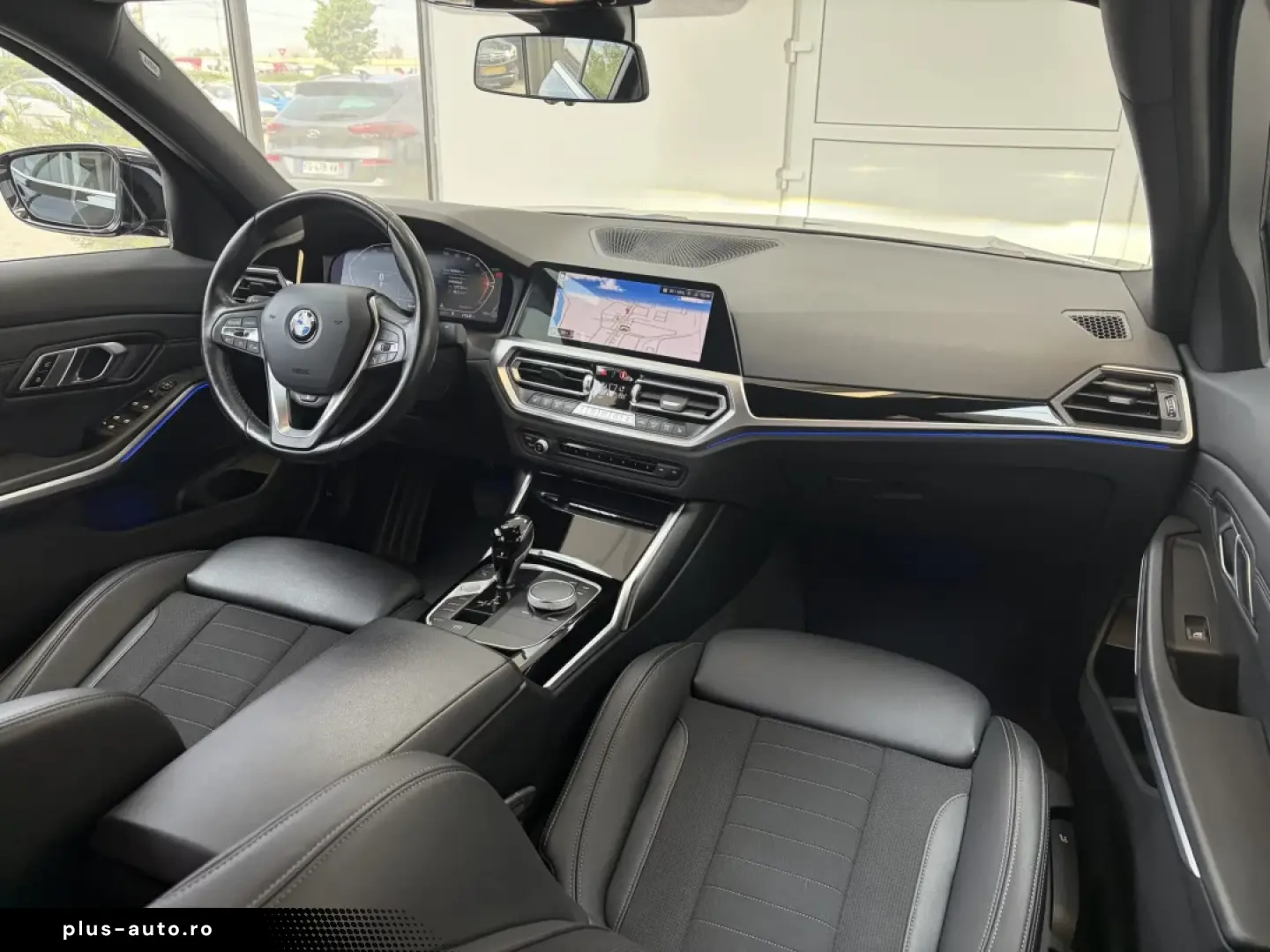 BMW SERIA 318 Luxury  2022