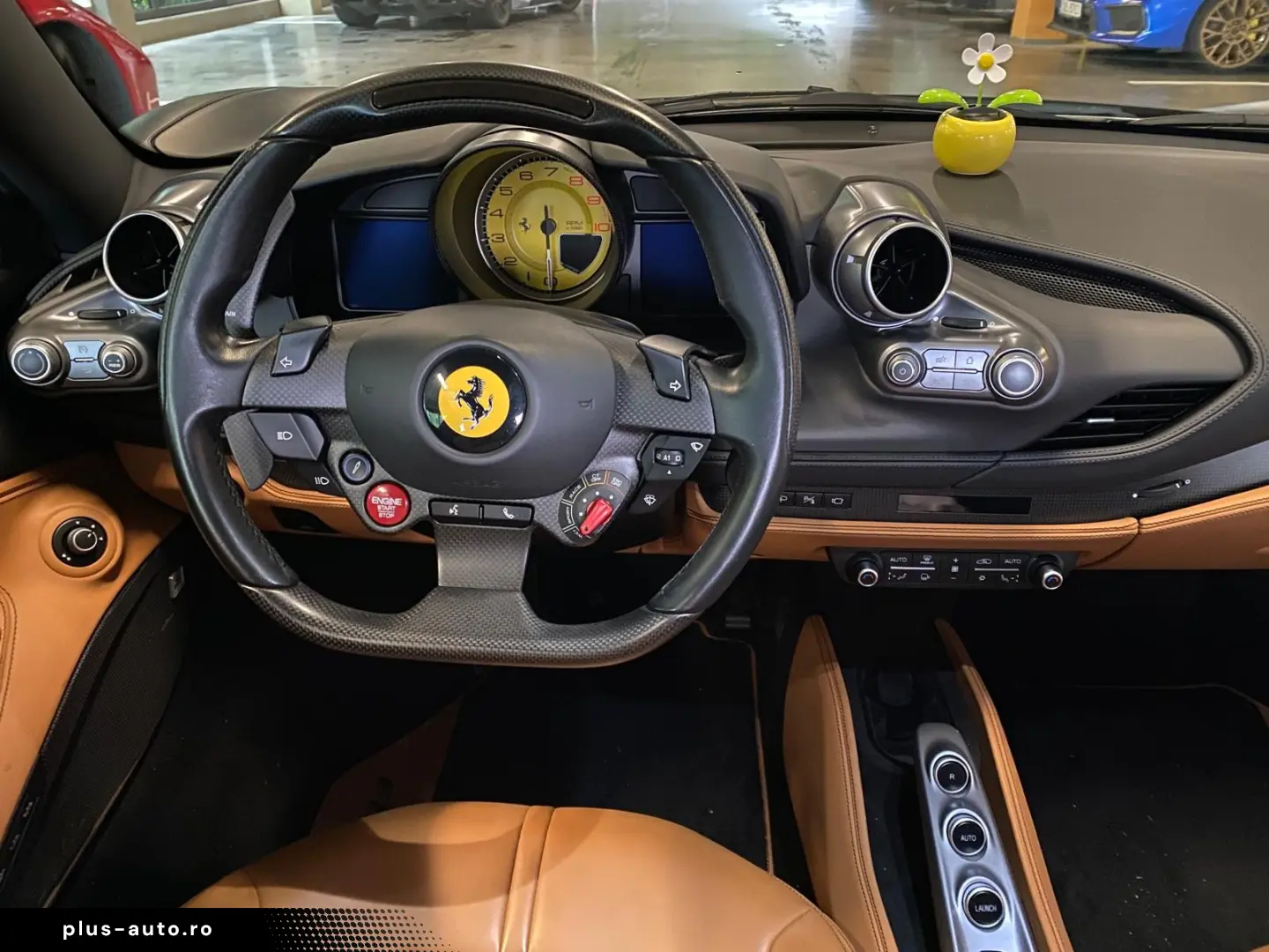FERRARI F8