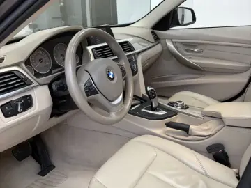 BMW SERIA 320i Business  2012