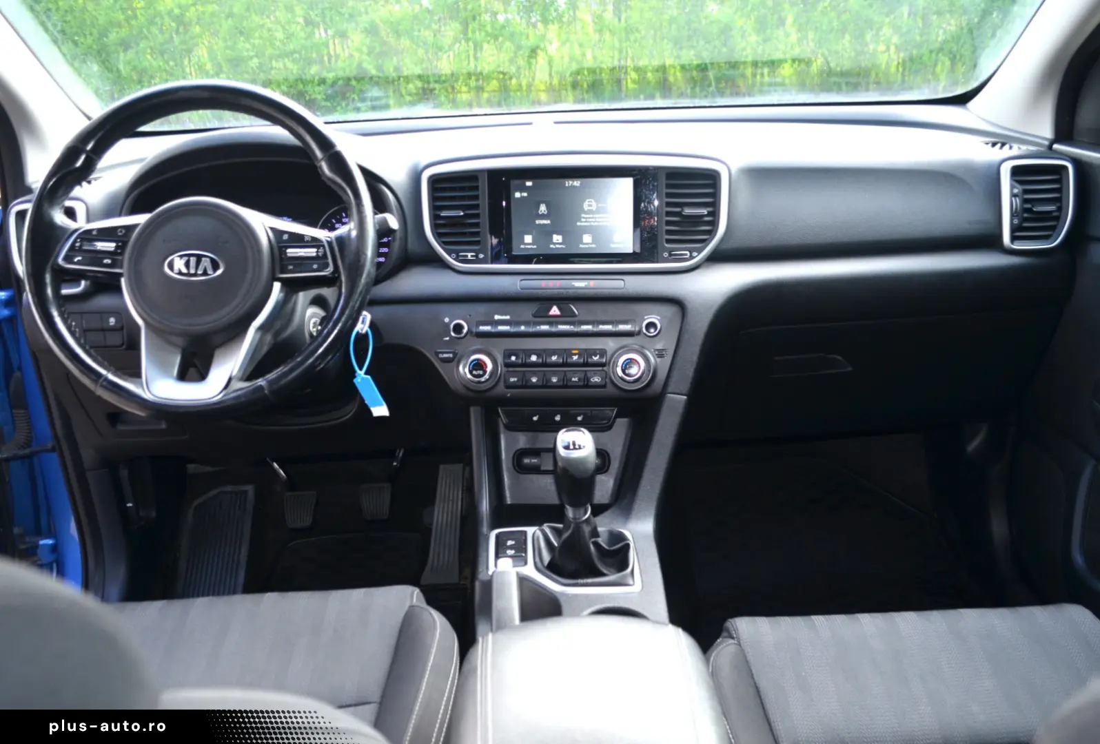 KIA SPORTAGE MT