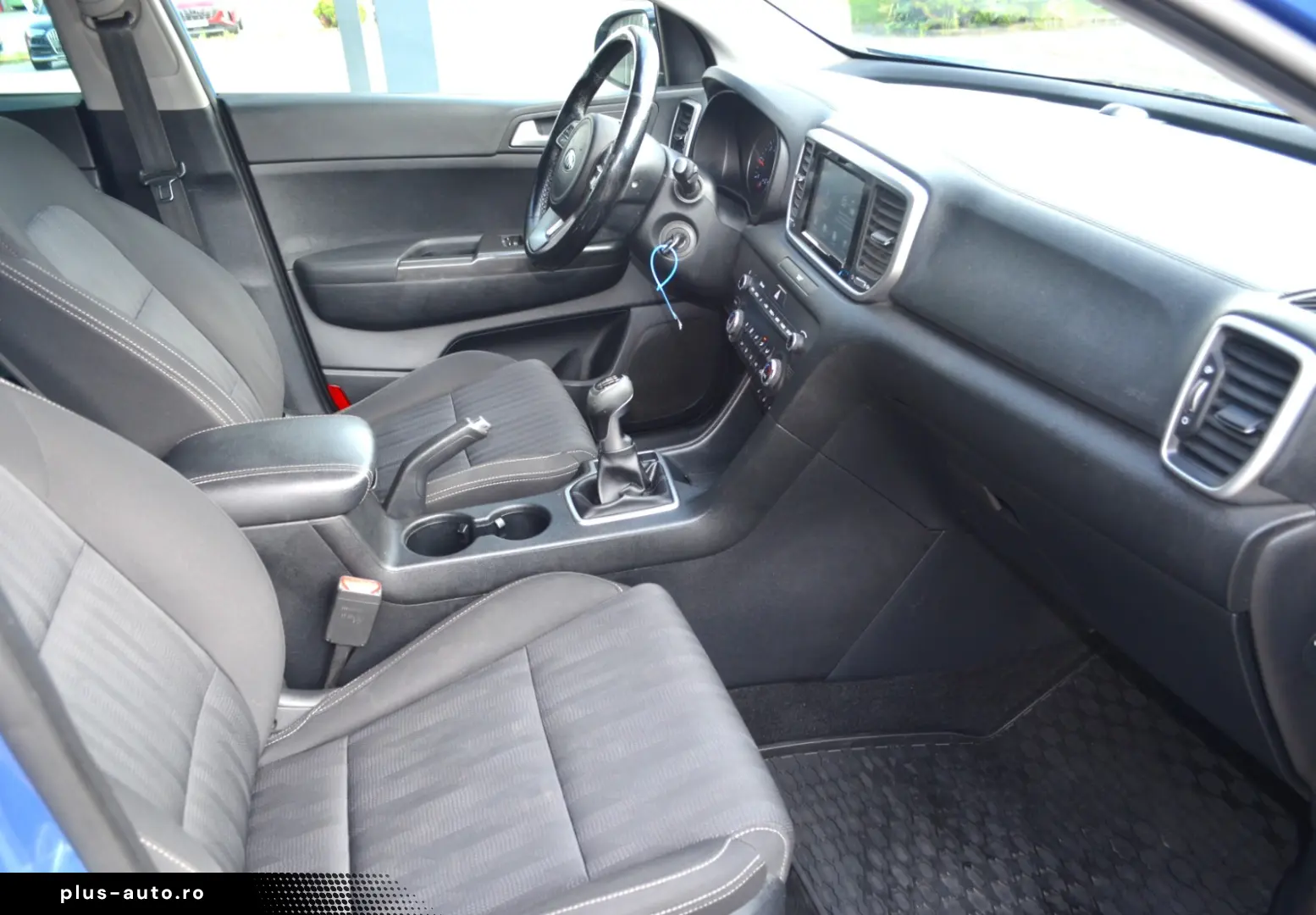 KIA SPORTAGE MT