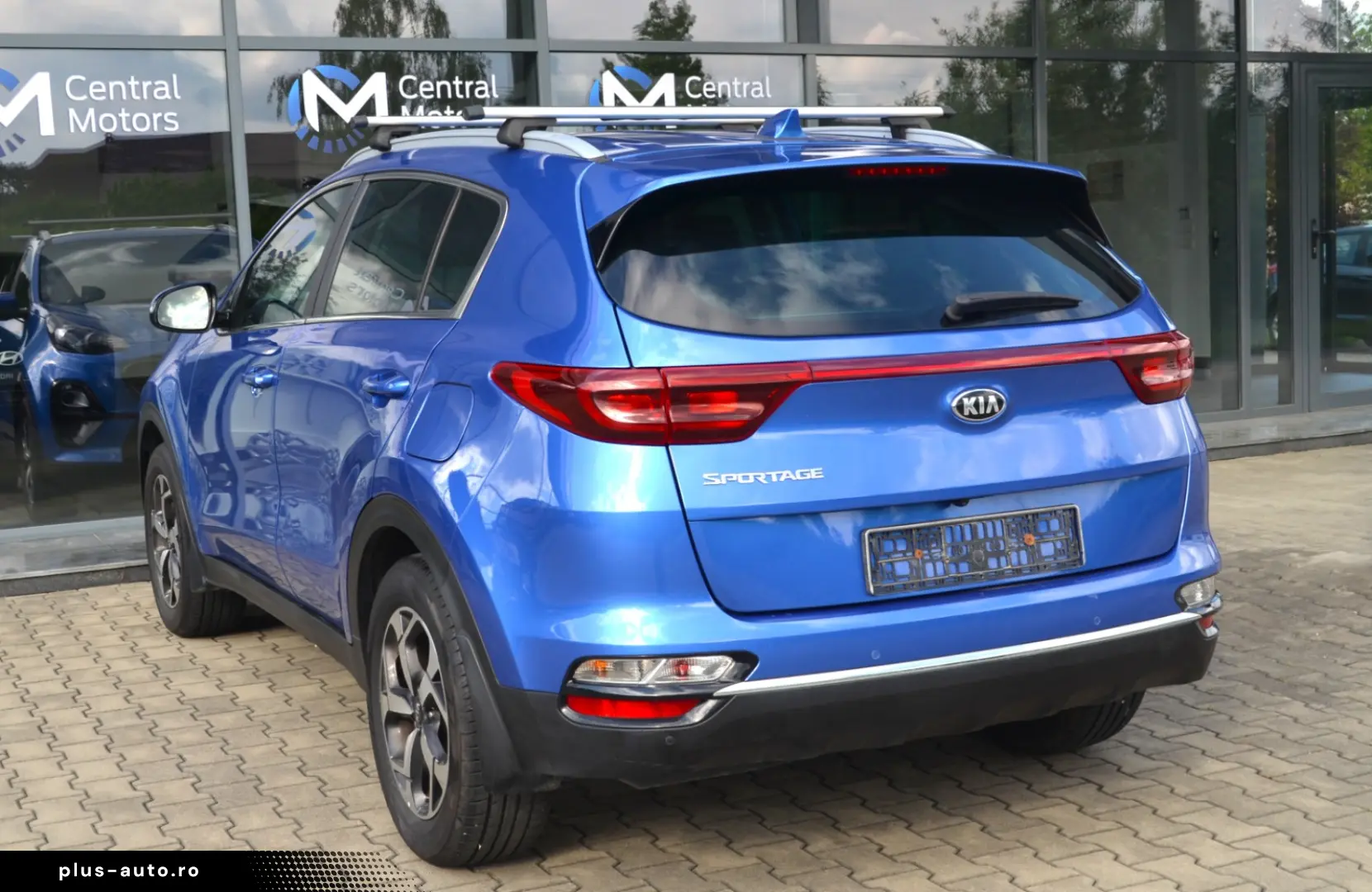 KIA SPORTAGE MT