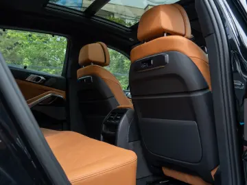 BMW X6 30d M SPORT.DR.ASS.PANO.LUFTF.LED.H K.HUD.360