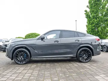 BMW X6 xDrive30d M Sport PANO HUD ACC RFK NAVI LED D