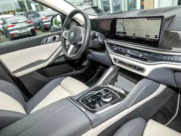 BMW X6 xDrive30d M Sport PANO HUD ACC RFK NAVI LED D