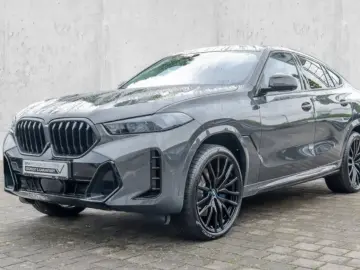 BMW X6 xDrive30d M Sport PANO HUD ACC RFK NAVI LED D