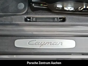 PORSCHE Cayman 718 BOSE 20-Zoll Rückfahrkamera