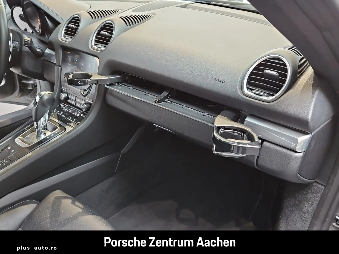PORSCHE Cayman 718 BOSE 20-Zoll Rückfahrkamera