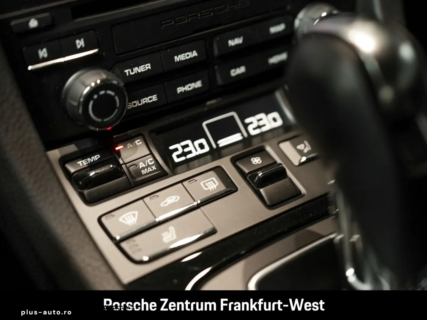 PORSCHE Cayman 718 T Sport Chrono Package nur 33.450 km