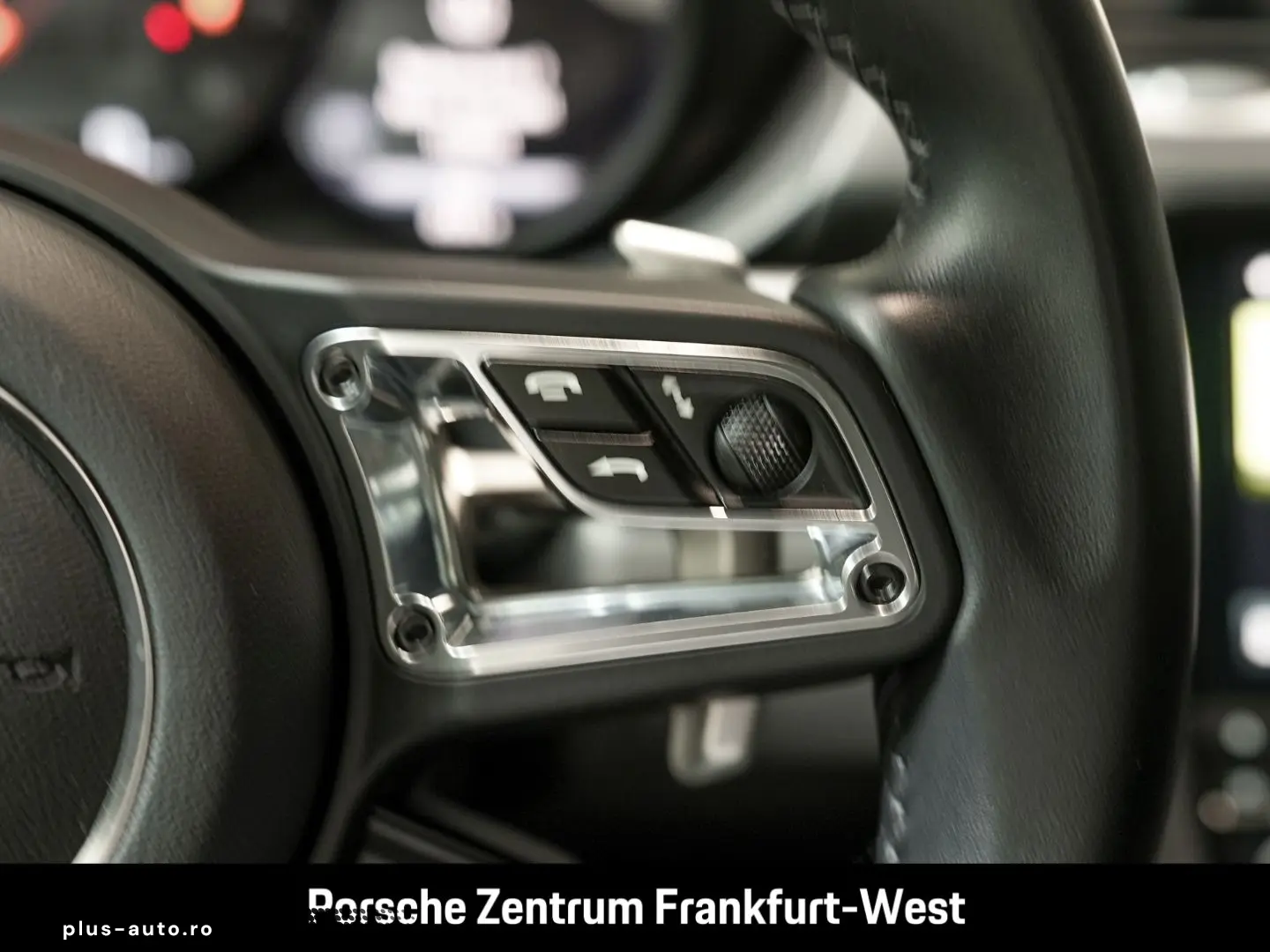 PORSCHE Cayman 718 T Sport Chrono Package nur 33.450 km