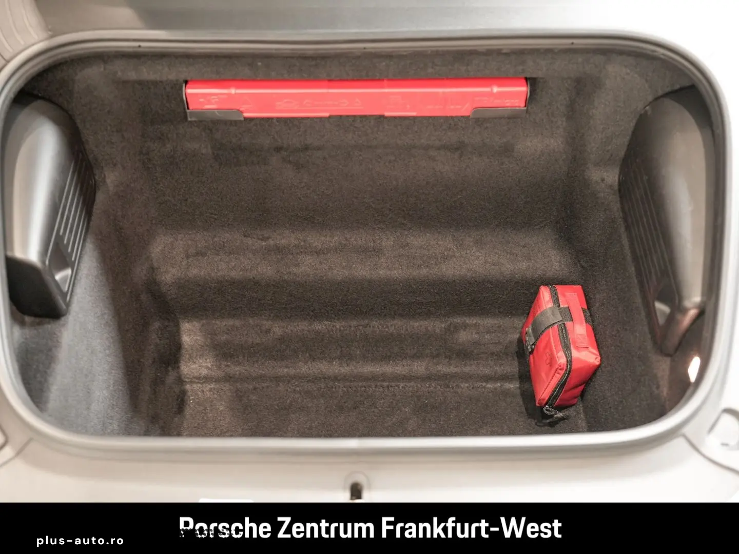 PORSCHE Cayman 718 T Sport Chrono Package nur 33.450 km