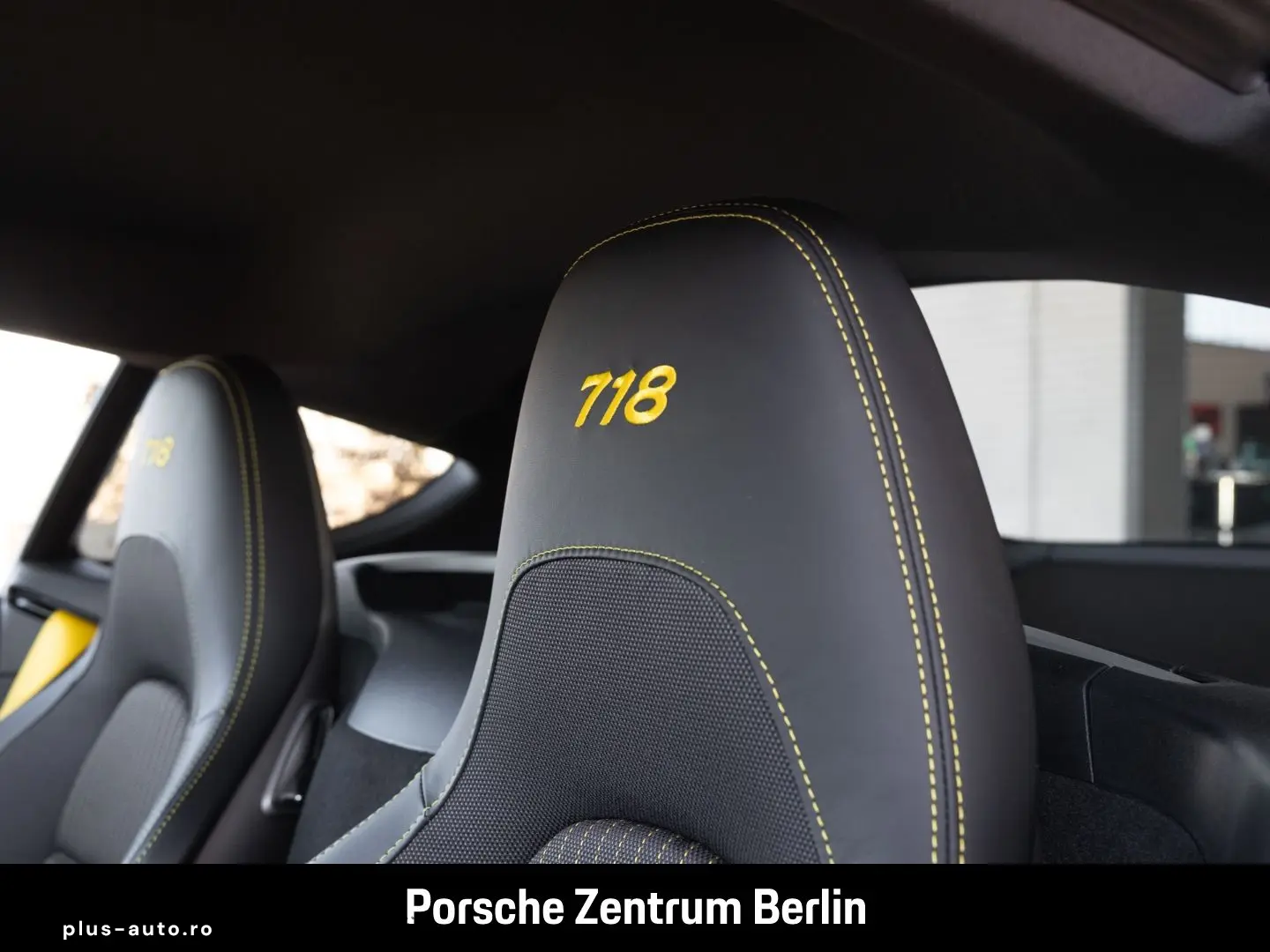 PORSCHE Cayman 718 T 1.Hand nur 1.360km BOSE Sportsitze