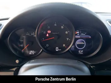 PORSCHE Cayman 718 T 1.Hand nur 1.360km BOSE Sportsitze