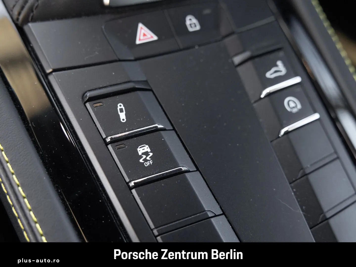 PORSCHE Cayman 718 T 1.Hand nur 1.360km BOSE Sportsitze
