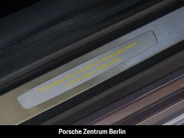PORSCHE Cayman 718 T 1.Hand nur 1.360km BOSE Sportsitze