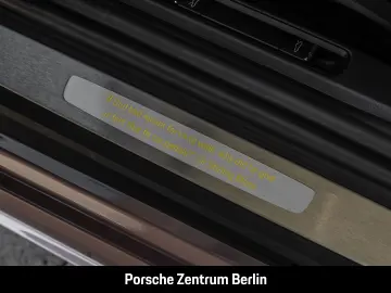 PORSCHE Cayman 718 T 1.Hand nur 1.360km BOSE Sportsitze