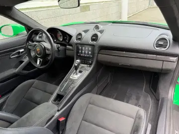 PORSCHE 718 Cayman GTS 4.0 PDK Bose ACC