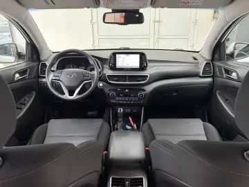 HYUNDAI TUCSON Business  2018