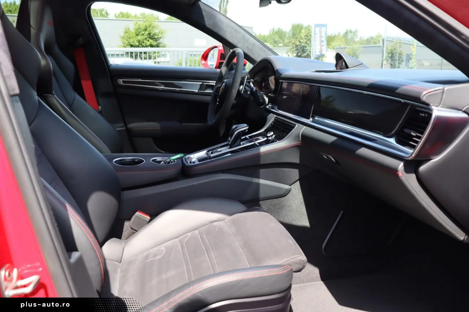 PORSCHE Panamera GTS Sport Turismo  SPORT-DESIGN STANDHE