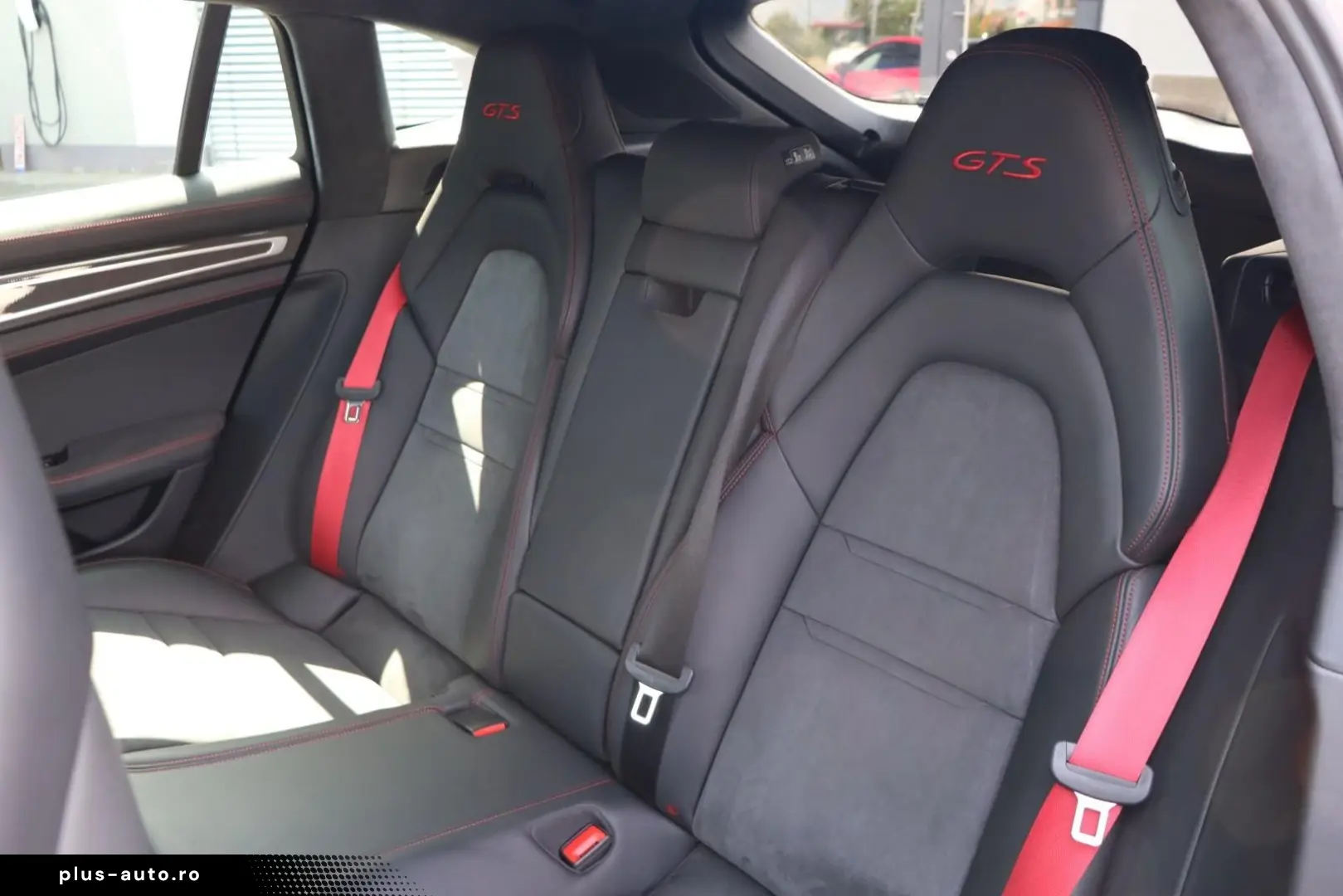 PORSCHE Panamera GTS Sport Turismo  SPORT-DESIGN STANDHE