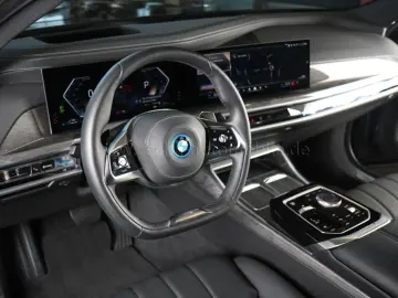BMW 750 e xDr.ExecutiveLounge.Sitzbel.Panod.FondExp.
