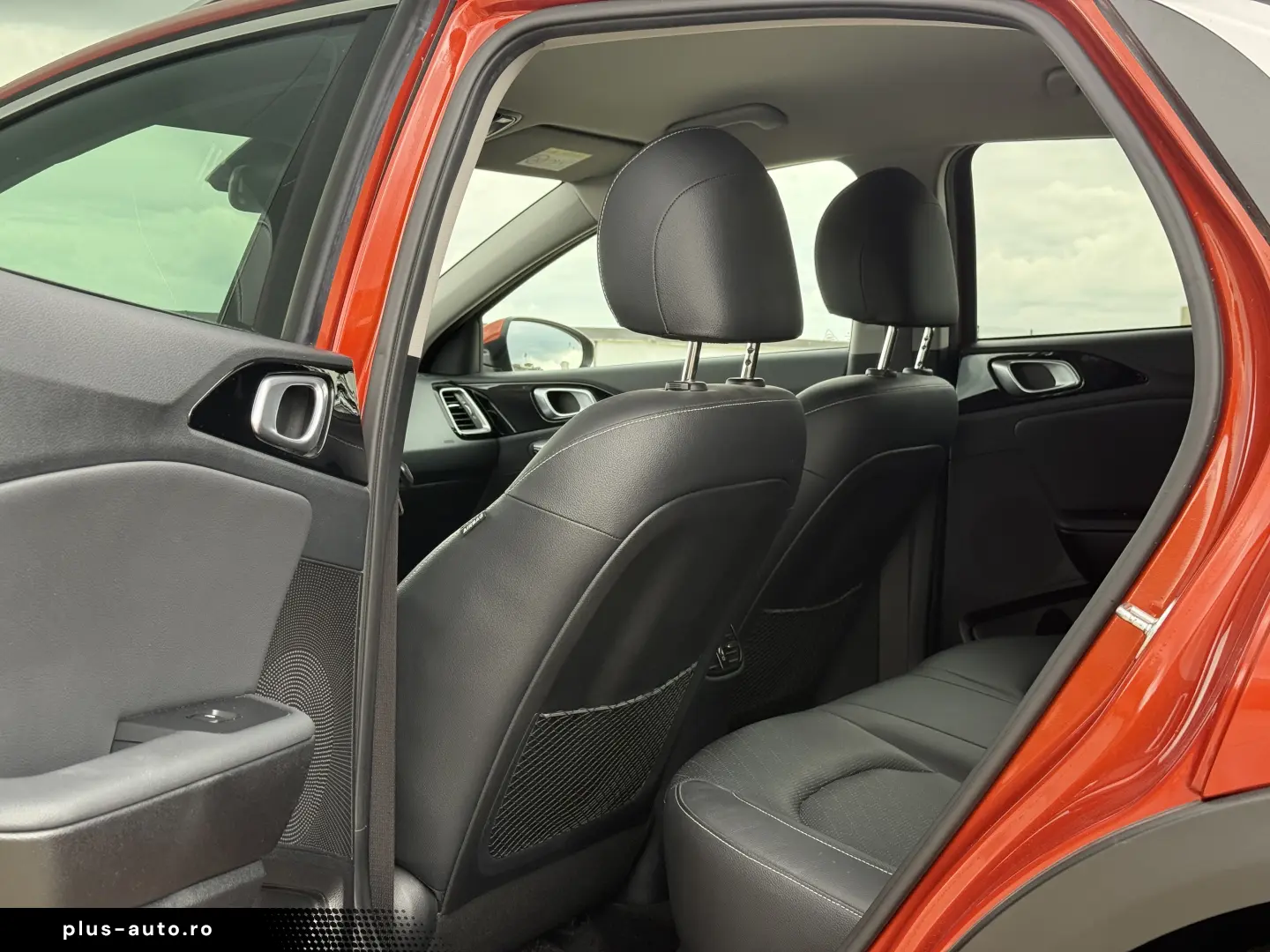 Kia XCeed Platinum 1.6 MHEV Diesel Automat 2022 136 CP