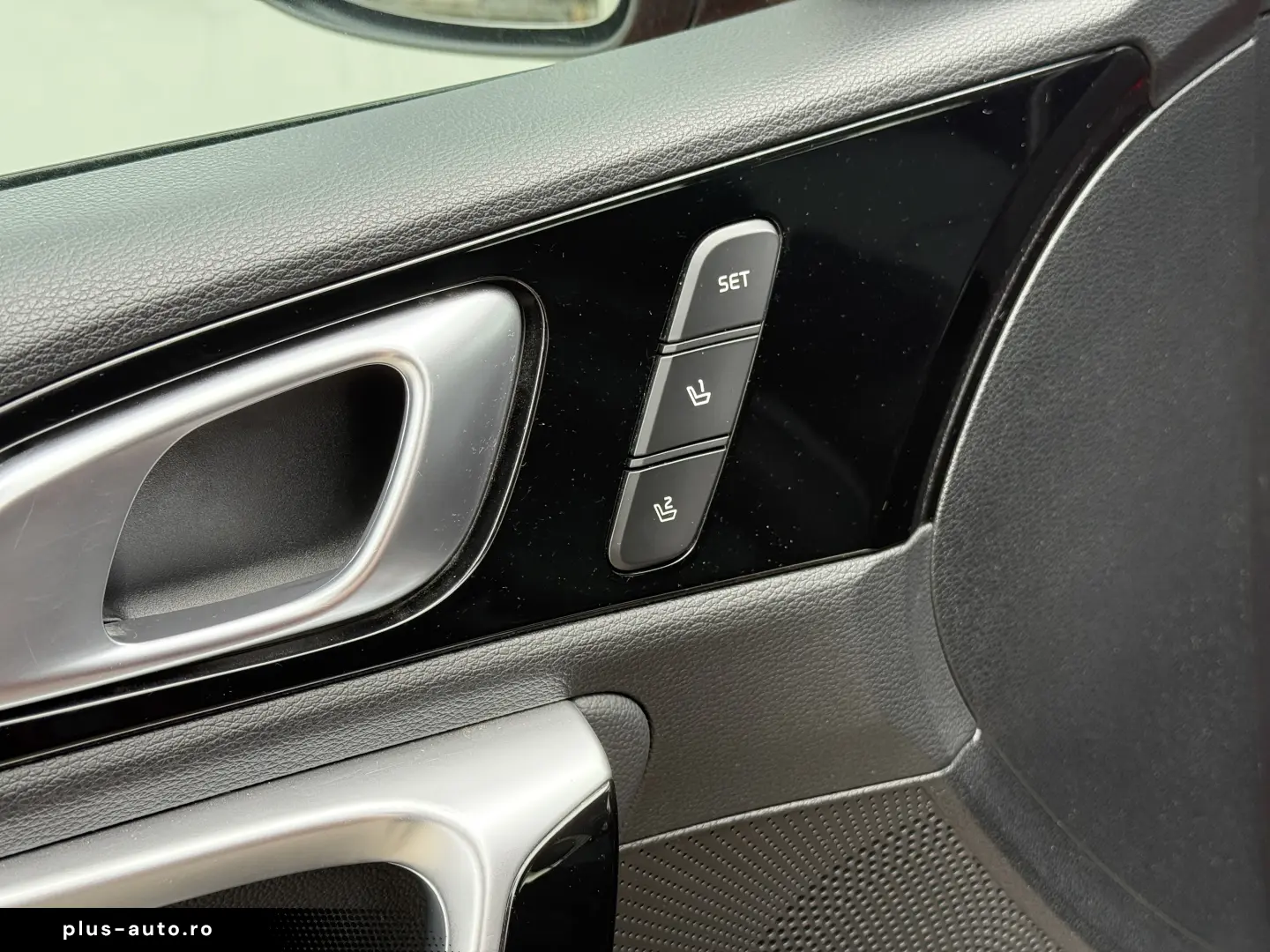 Kia XCeed Platinum 1.6 MHEV Diesel Automat 2022 136 CP
