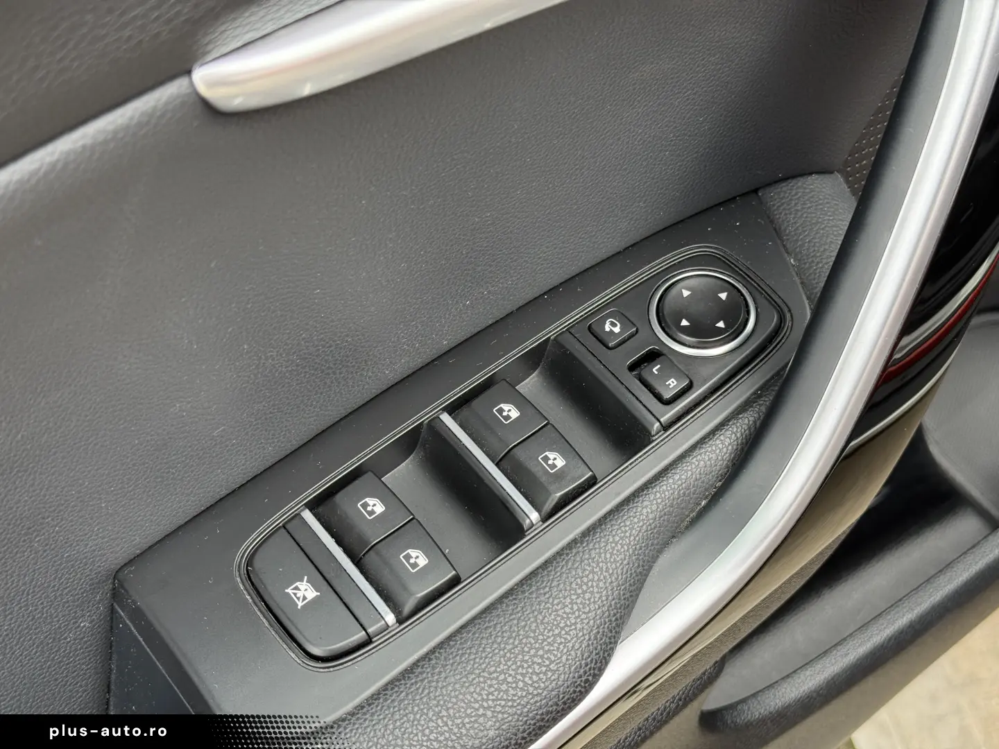Kia XCeed Platinum 1.6 MHEV Diesel Automat 2022 136 CP