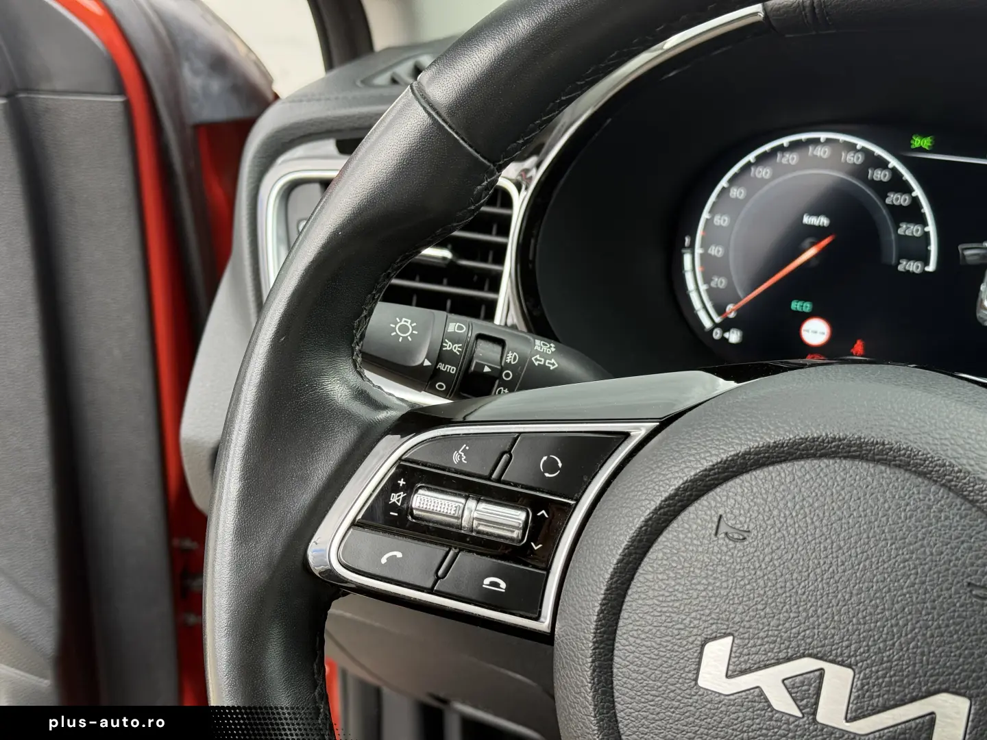Kia XCeed Platinum 1.6 MHEV Diesel Automat 2022 136 CP