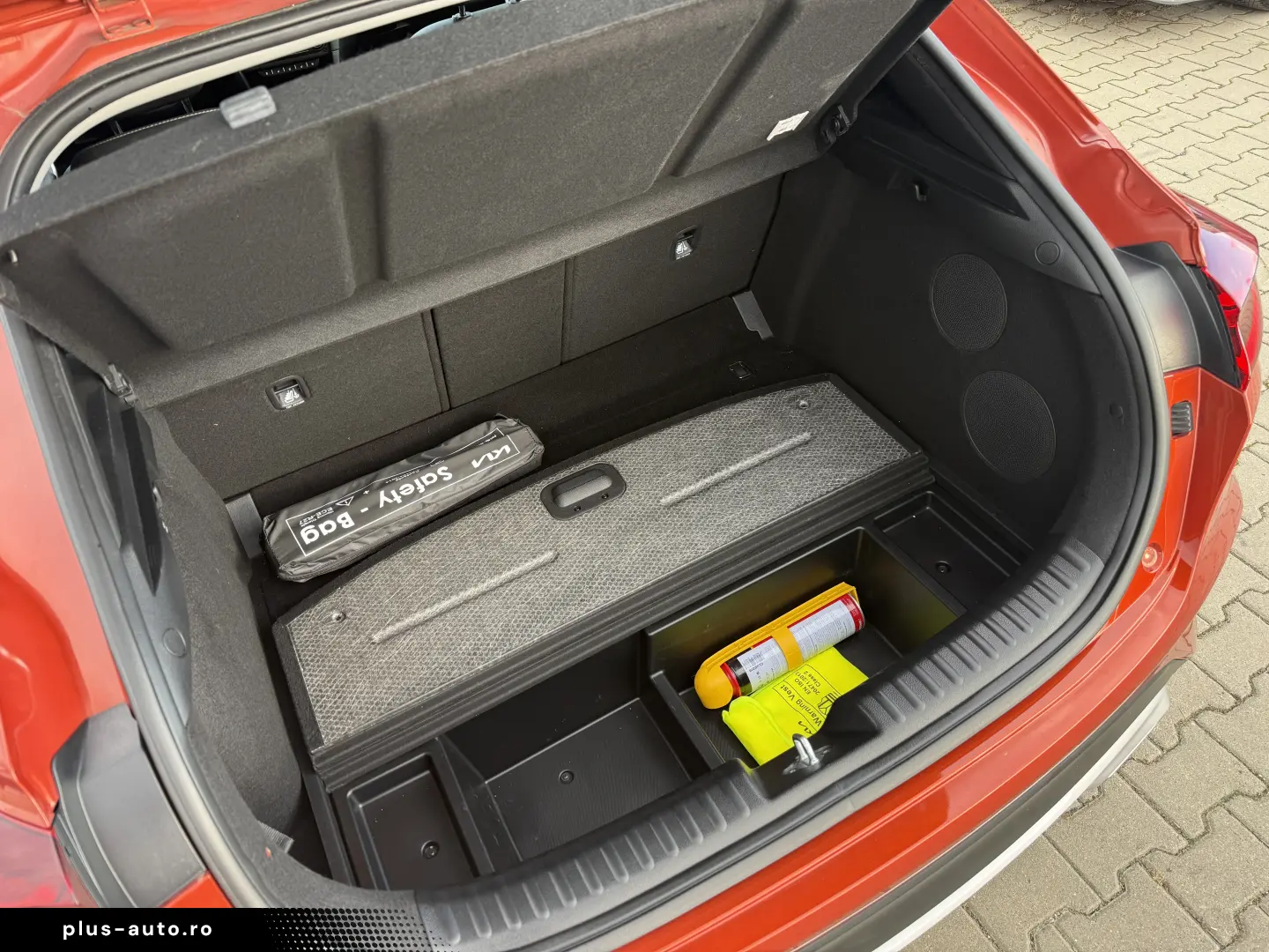 Led   JBL   Memorii   Piele   MHEV   Facelift   TVA deduc.