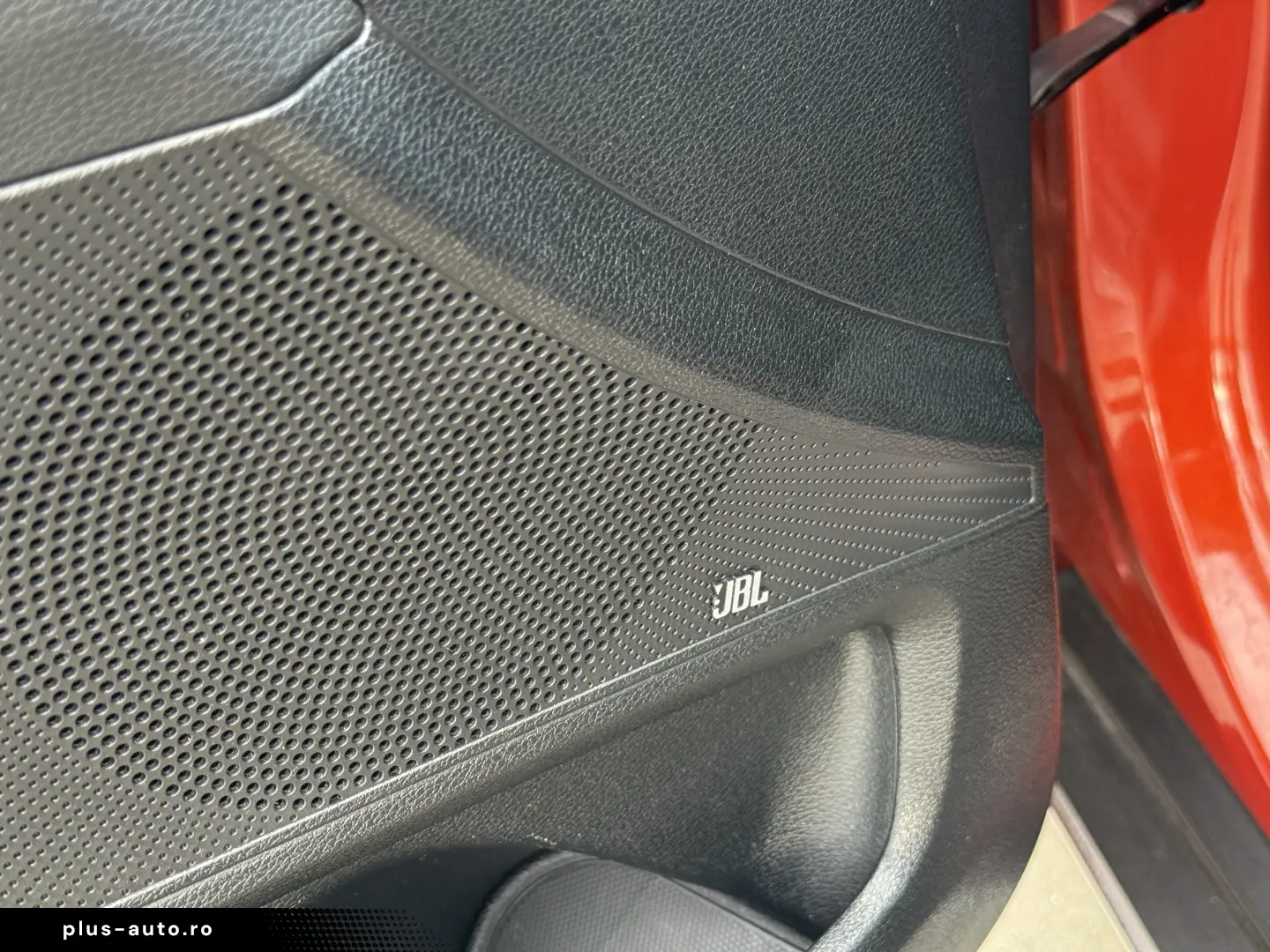 Led   JBL   Memorii   Piele   MHEV   Facelift   TVA deduc.