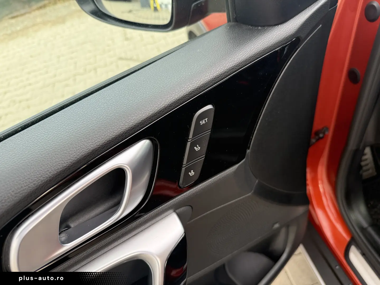 Led   JBL   Memorii   Piele   MHEV   Facelift   TVA deduc.