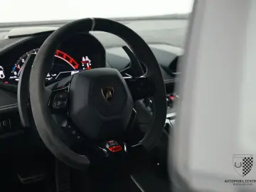 LAMBORGHINI Huracan Tecnica