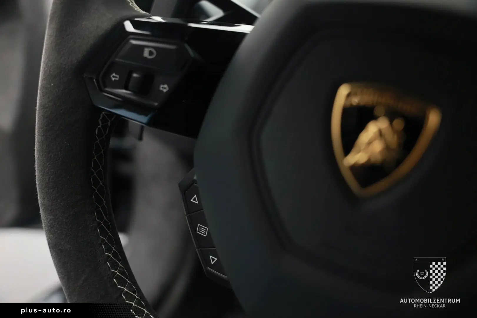 LAMBORGHINI Huracan Tecnica