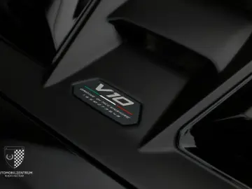 LAMBORGHINI Huracan Tecnica