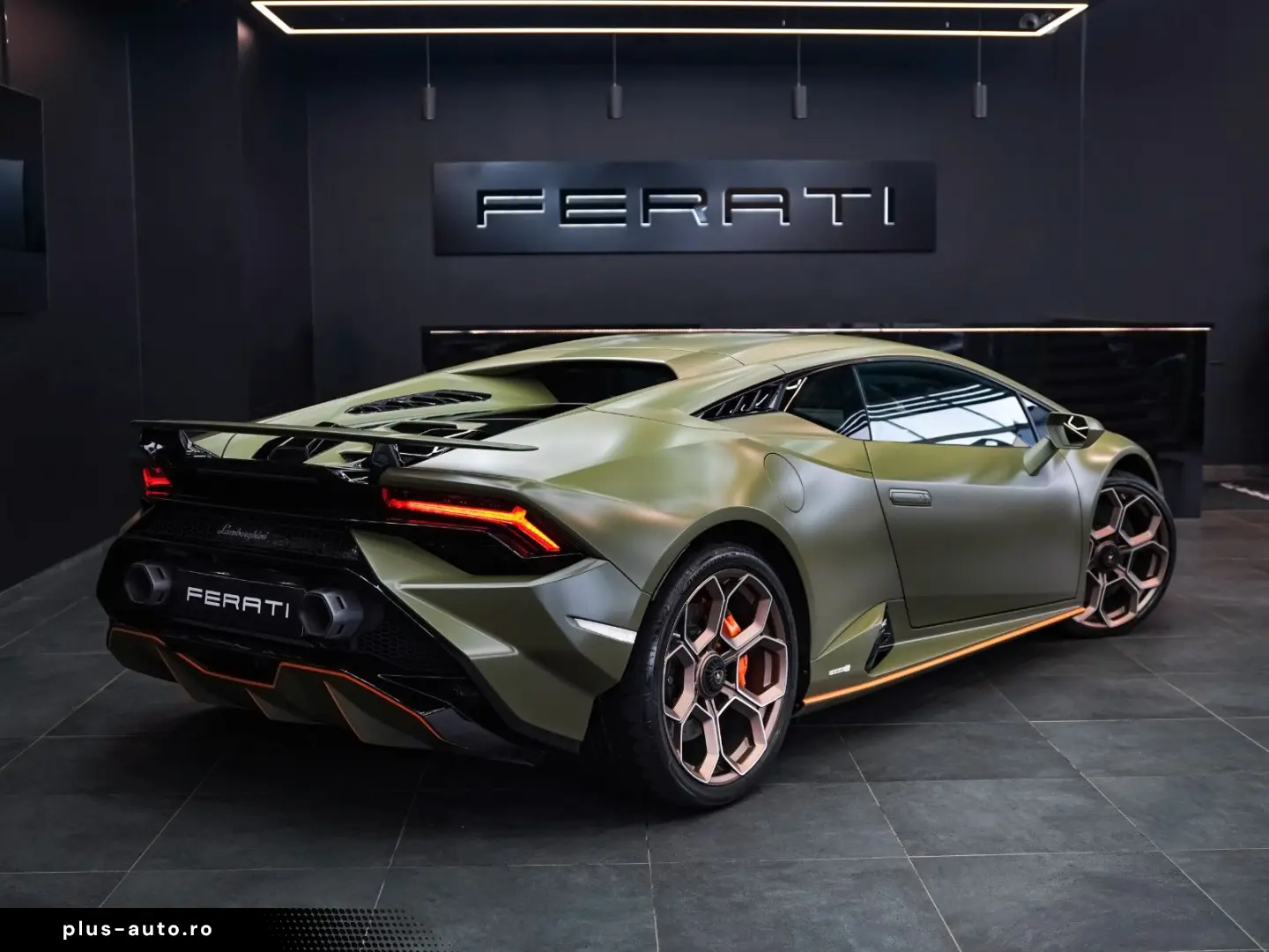 LAMBORGHINI Huracan Tecnica Verde Turbine green