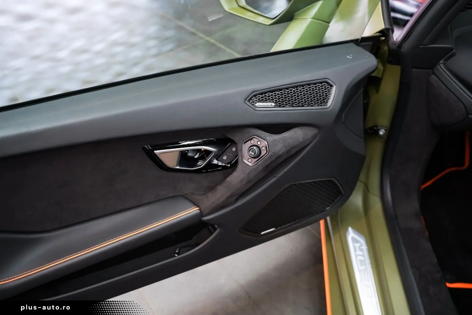 LAMBORGHINI Huracan Tecnica Verde Turbine green