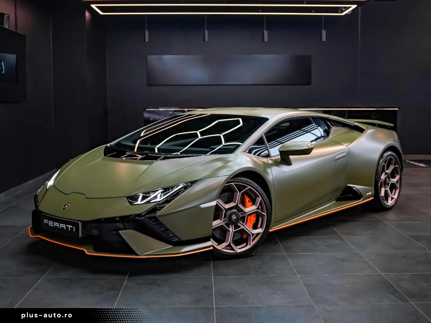 LAMBORGHINI Huracan Tecnica Verde Turbine green