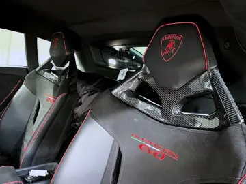 LAMBORGHINI Huracan EVO RWD 60 Jahre Edition