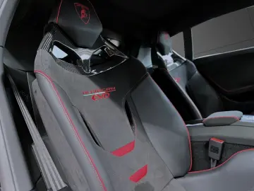 LAMBORGHINI Huracan EVO RWD 60 Jahre Edition